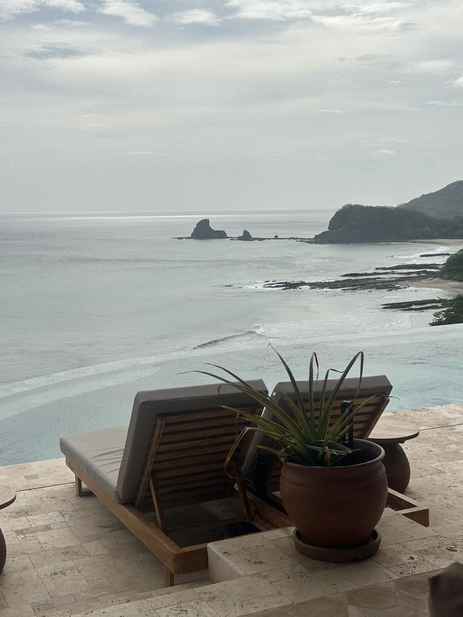 Ocean View Lot - Surf Break Access
